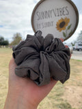 Silky jacquard jumbo scrunchie